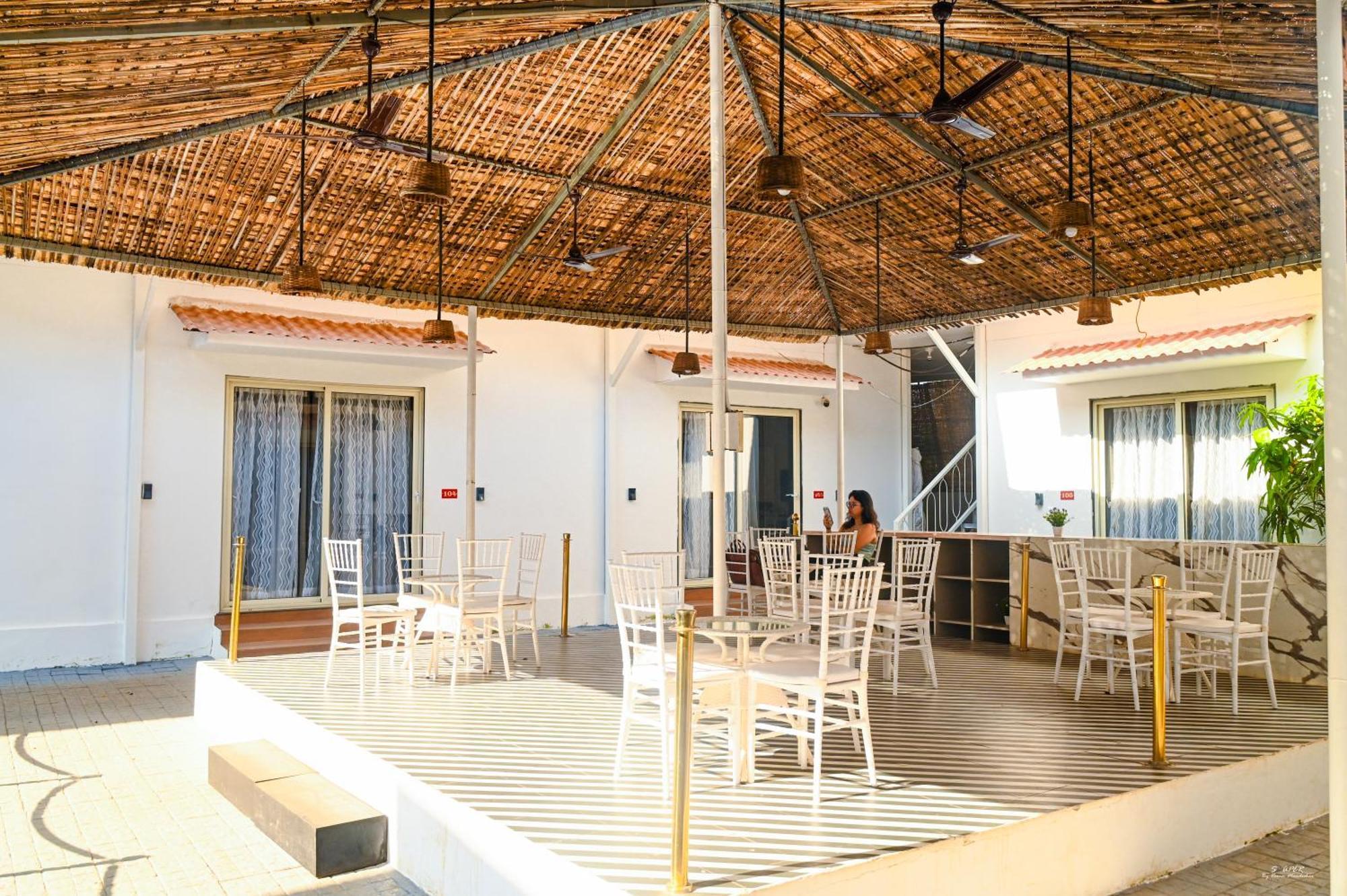 Morjim Beach Villa Екстер'єр фото